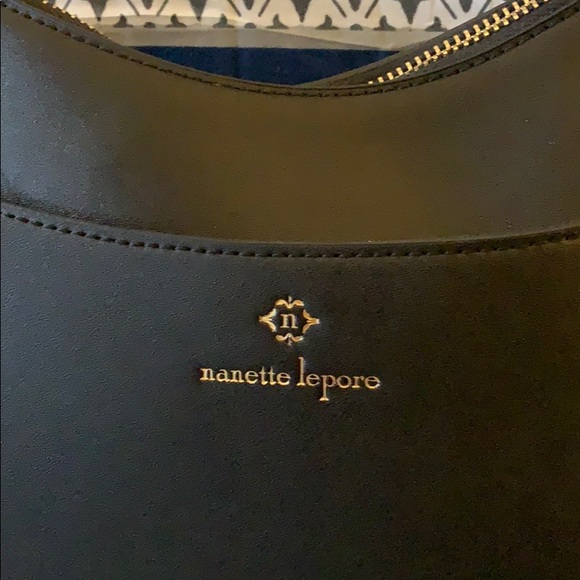 Beautiful black Nanette Lepore Bag - Picture 4 of 5